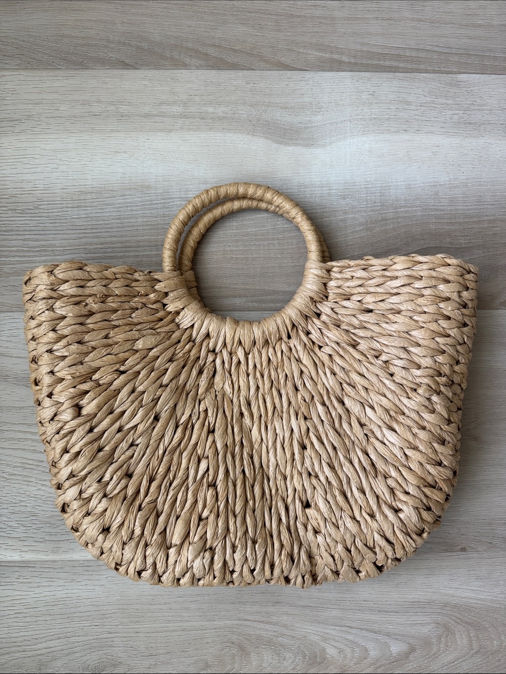 Woven Straw Beachy Summer Bag/Purse - Picture 2 of 6